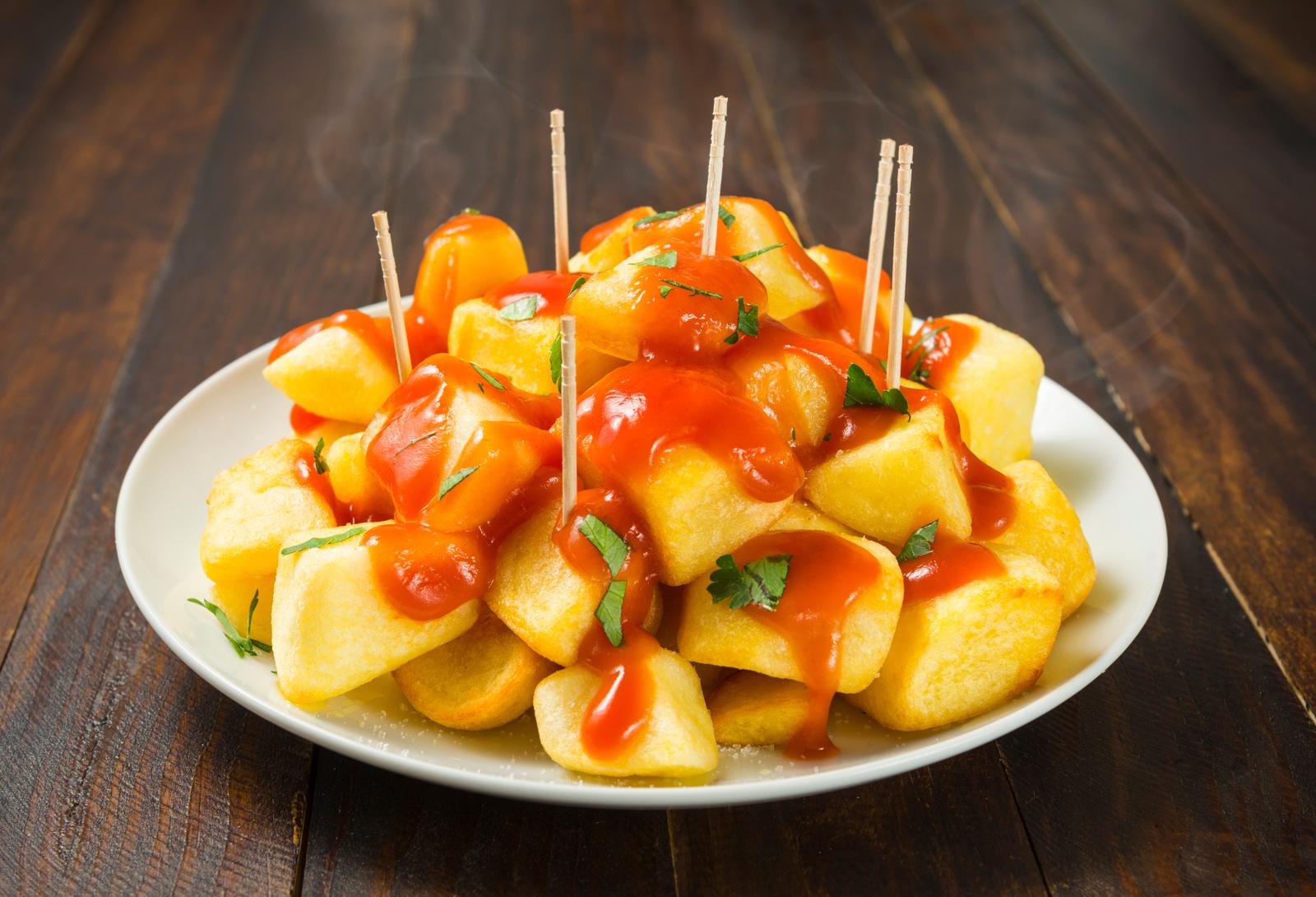 Patatas bravas